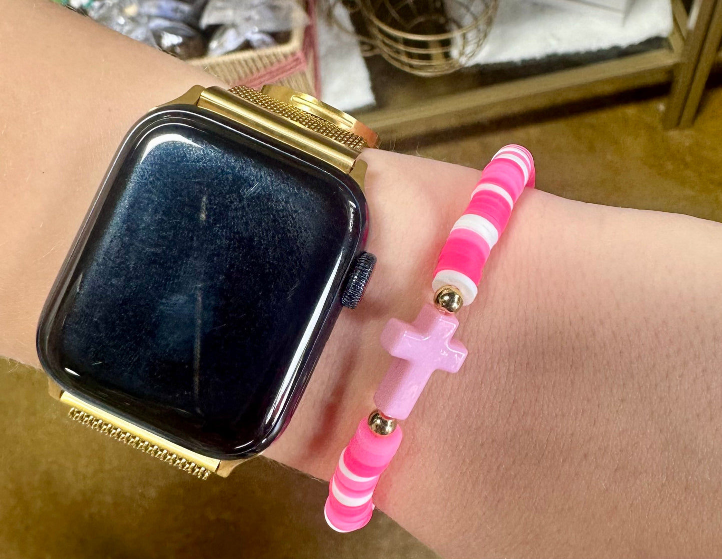 Cross bracelet pink