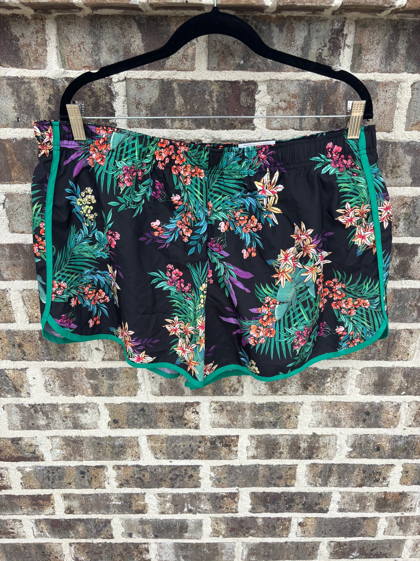 Floral Shorts NWT SZ XL