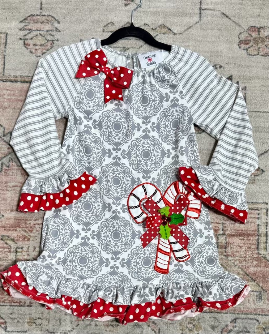 Gray Counting Daisies girls, 5
