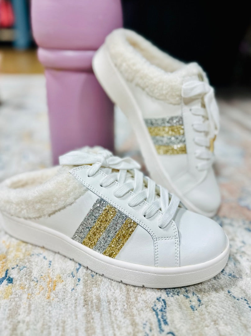 White White house black market Shoes, 6
