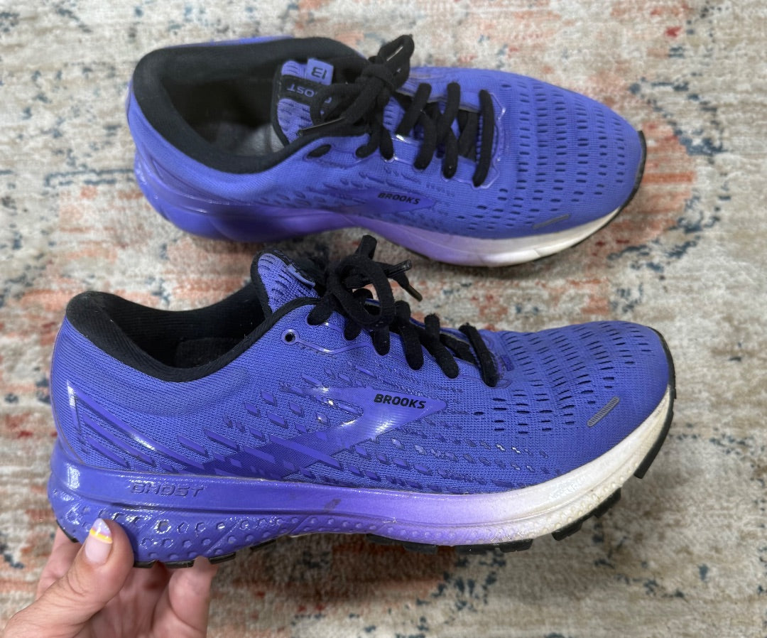 Purple Brooks Shoes, 6.5