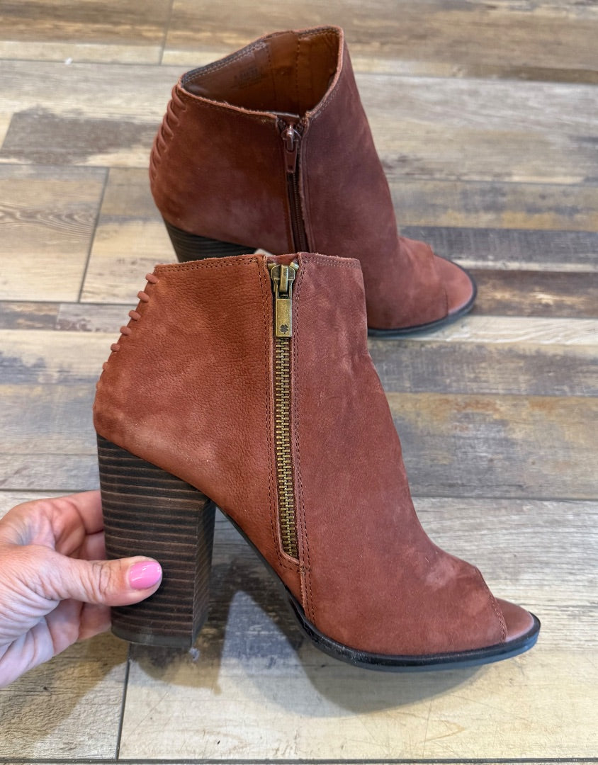 Brown Lucky Brand Shoes, 8.5