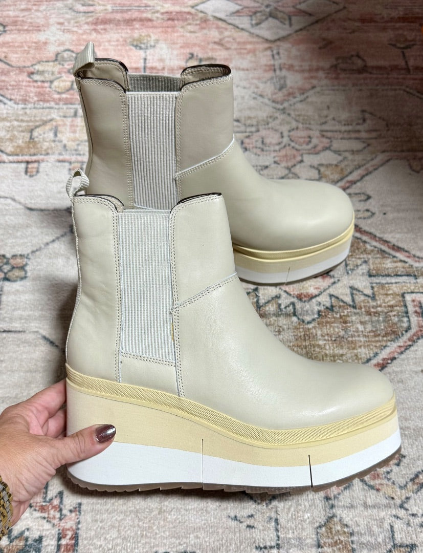 Beige Naked Feet Shoes, 8.5