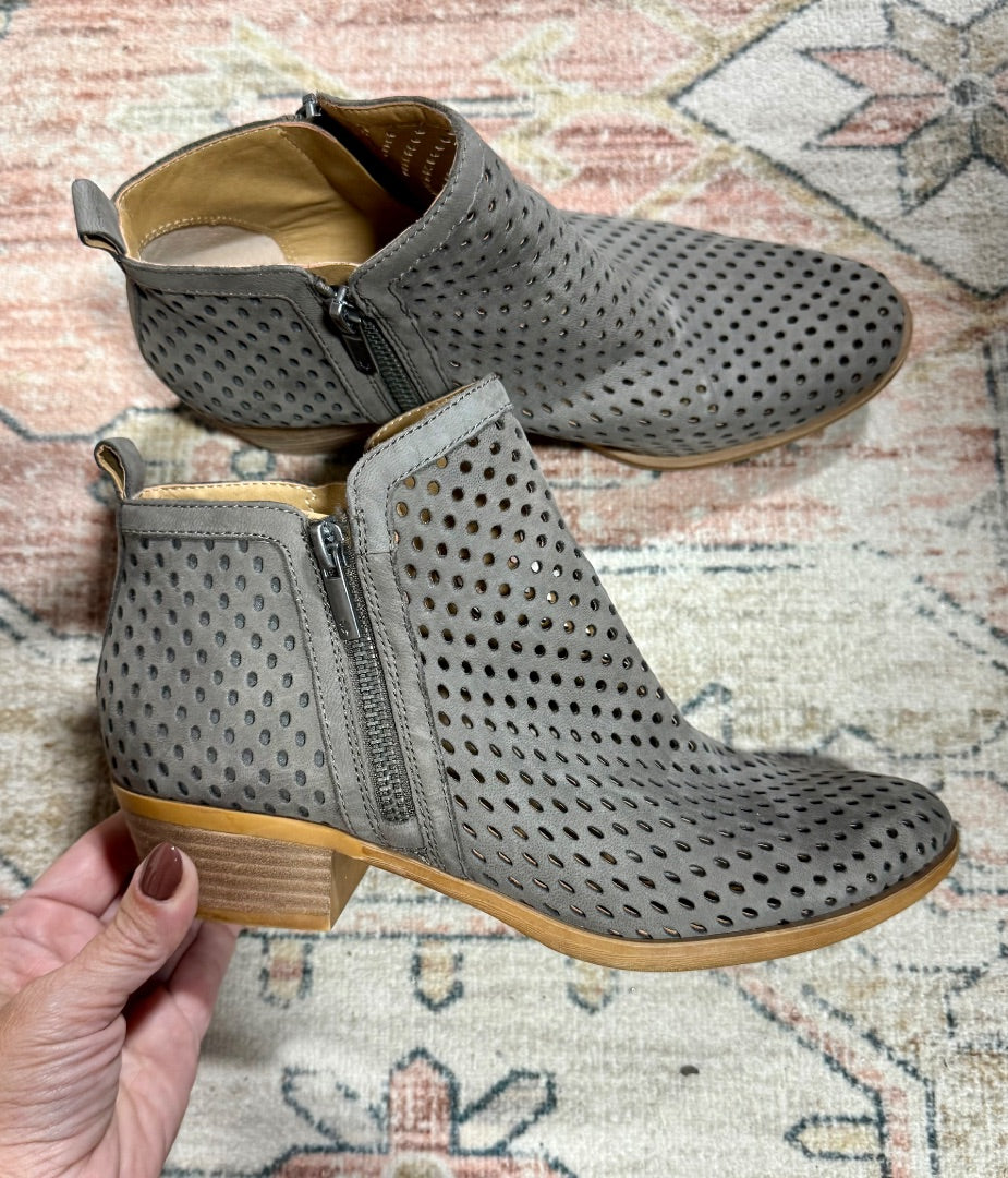 Gray Taupe Lucky Brand Shoes, 7