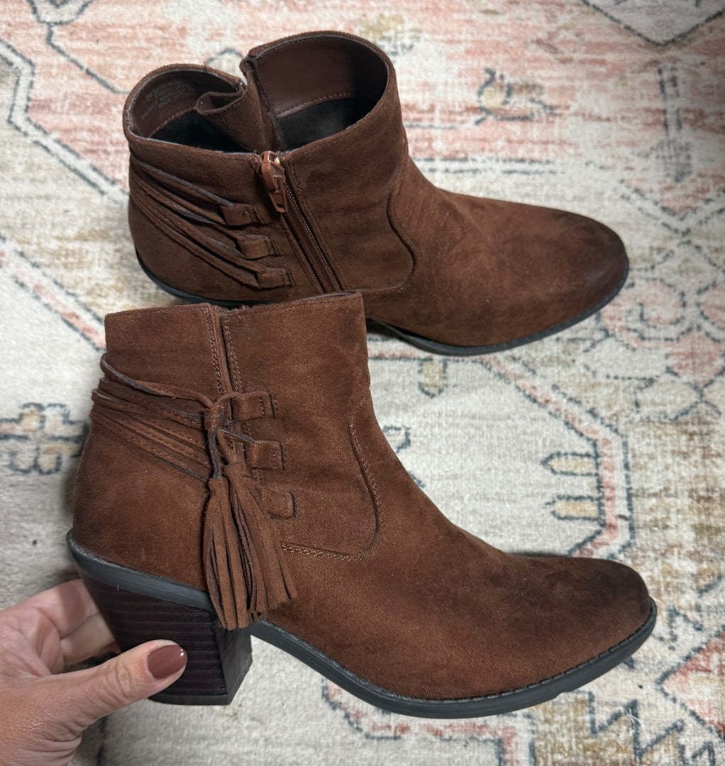 Brown Madeline Girl Shoes, 9