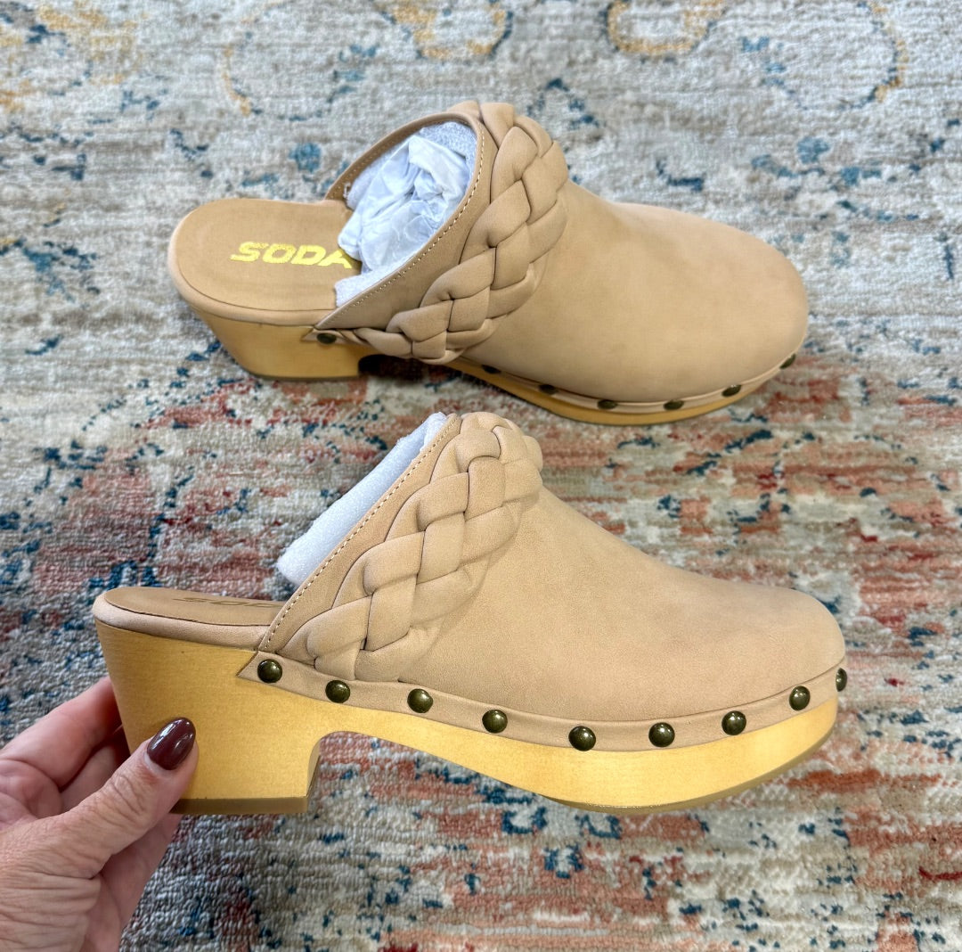 Tan Soda Shoes, 7.5