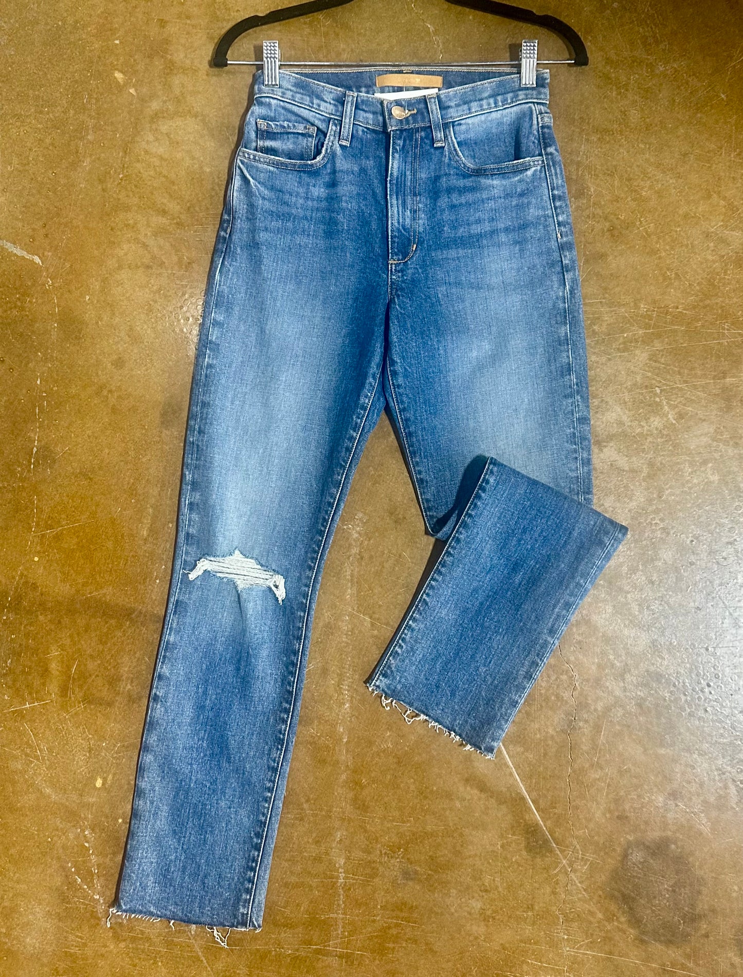 Sz 24