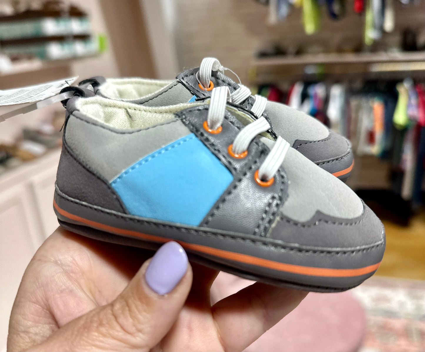 Carters Sz 3-6 month