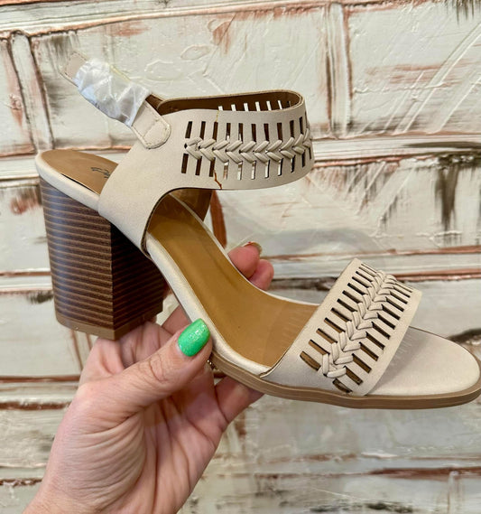 NWT sz 7