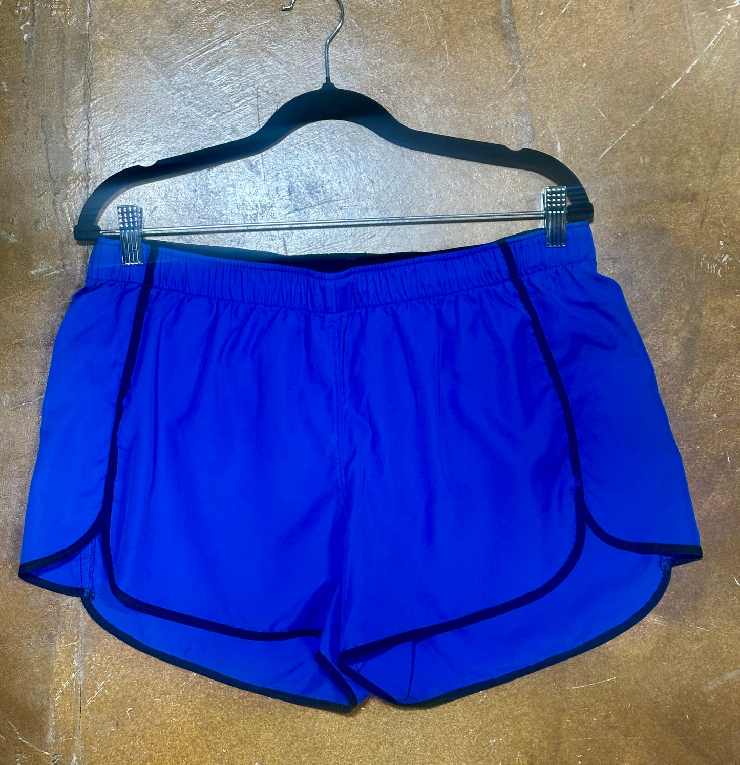 Hanes Sz L