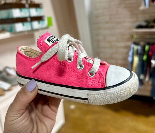 Converse Sz 7 toddler