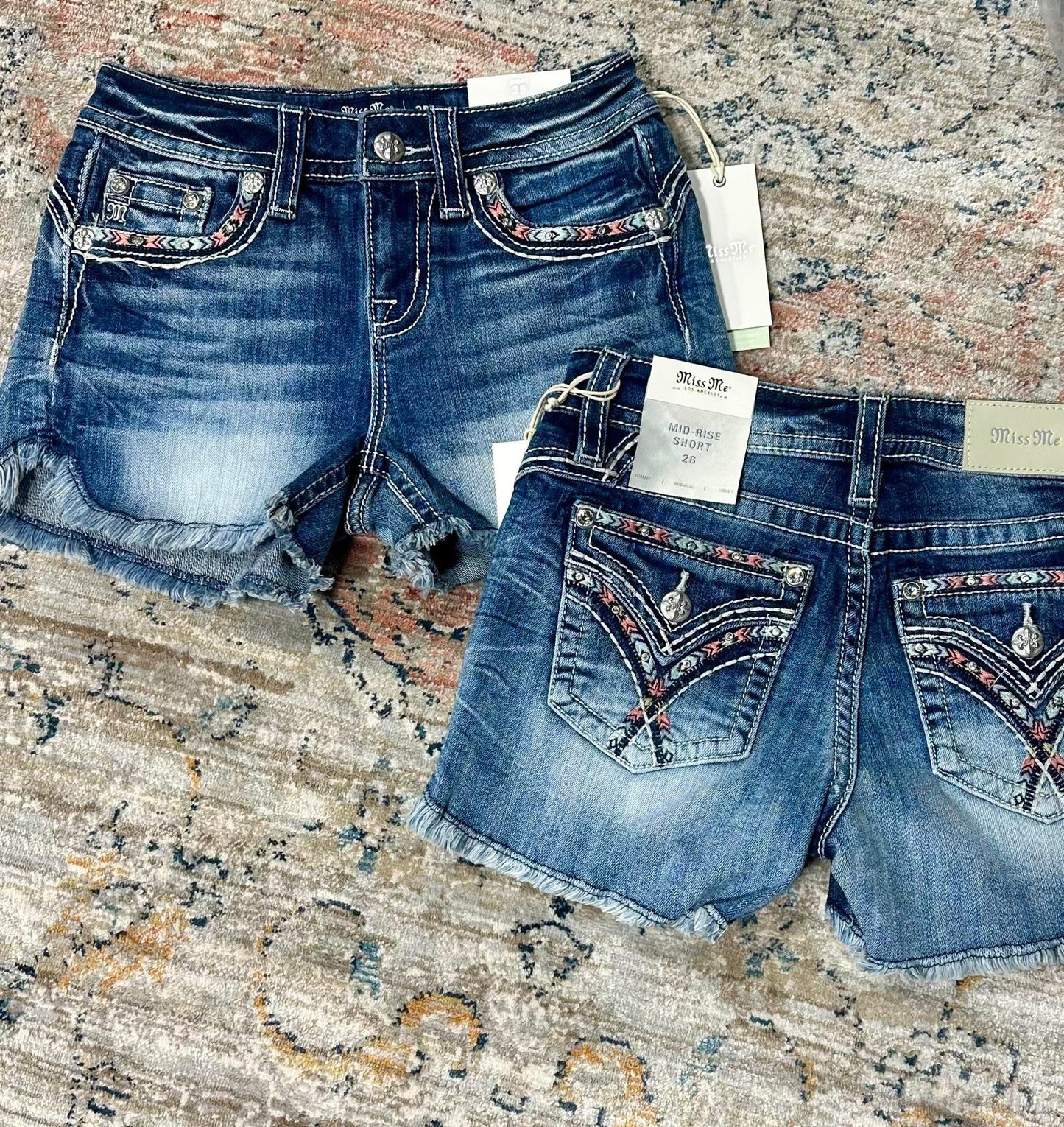 Miss Me Pocket Detail Shorts-NWT