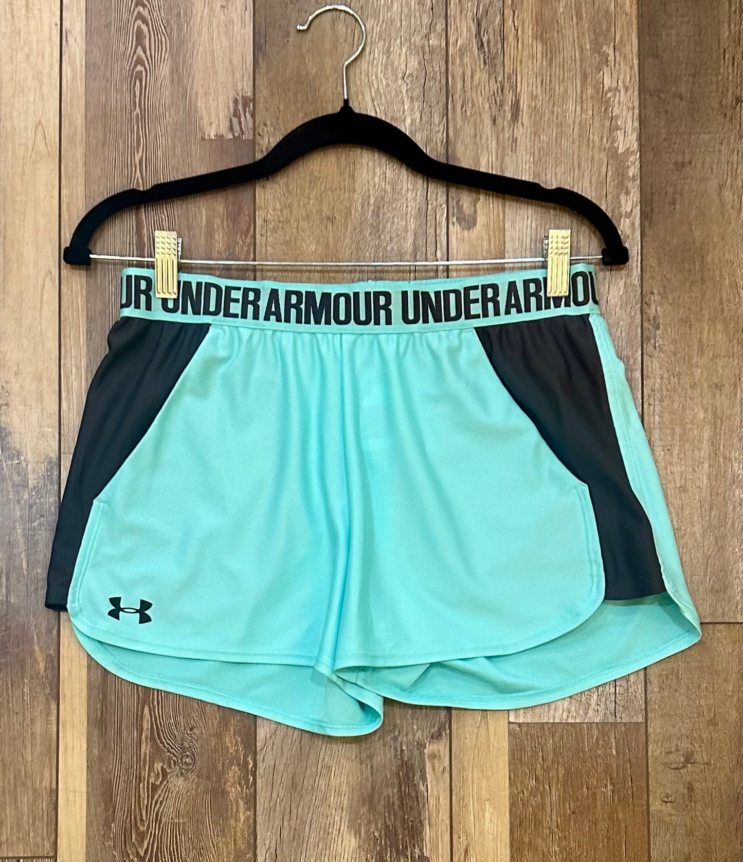 Mint Under Armor Athletic Short, M