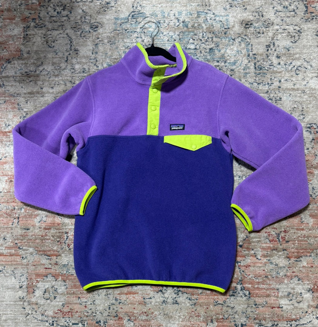 Purple patagonia pullover, YL