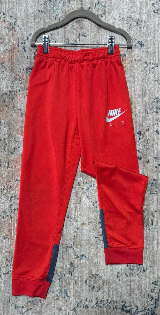Red Nike Boys, 7