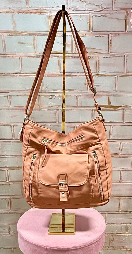 Coral Bueno Accessories