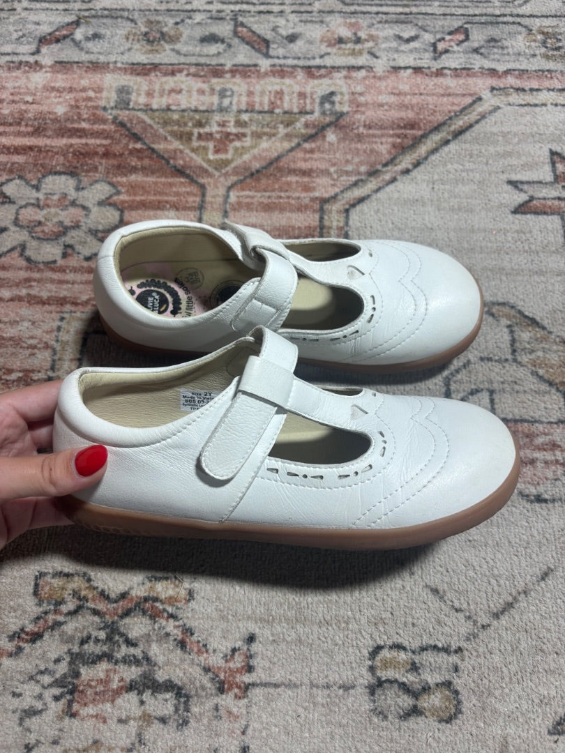 White Livie & Luca kids shoes, 2y