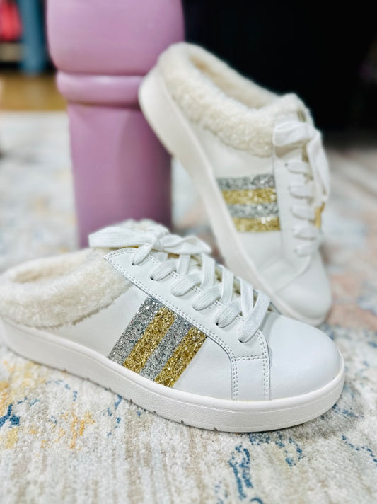 White White house black market Shoes, 6