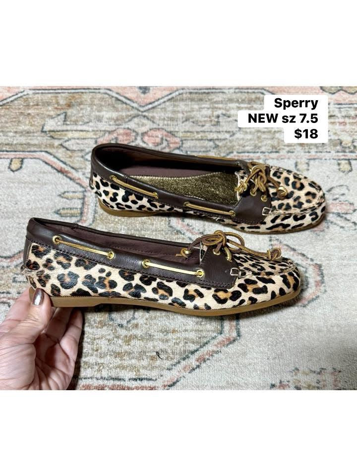 Leopard Sperry Shoes, 7.5