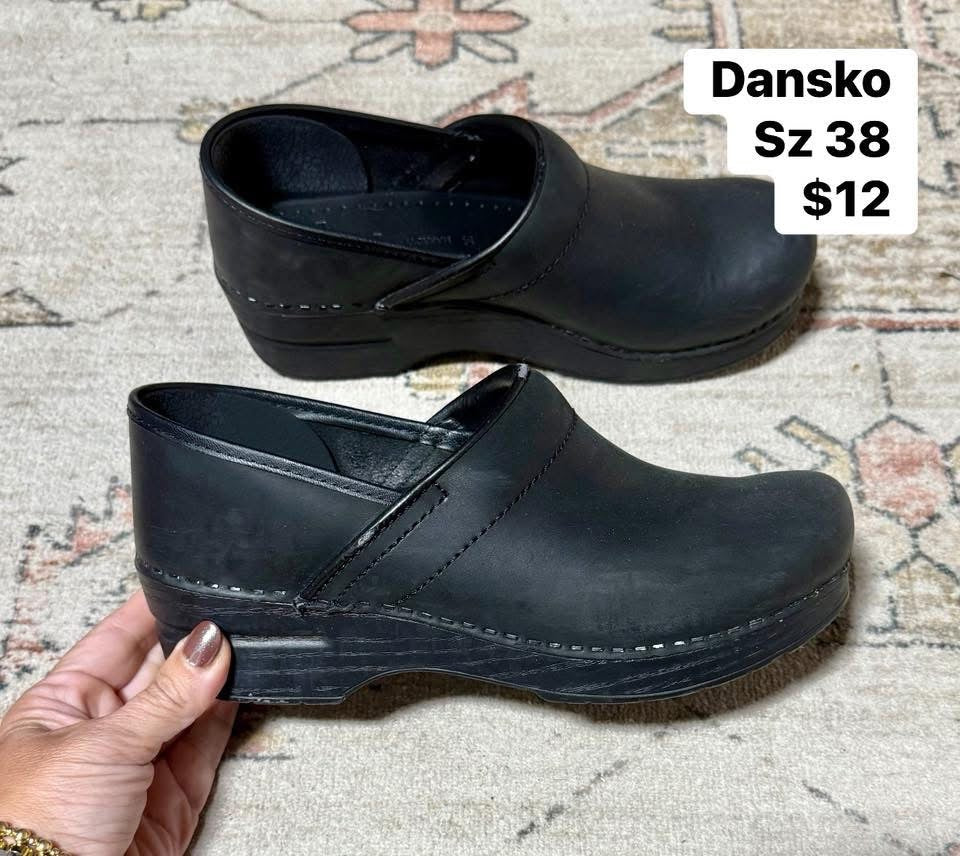 Black Dansko Shoes, 38