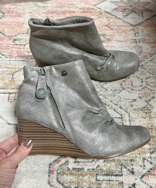 Silver Bliwf Shoes, 8.5