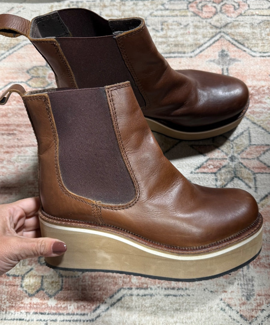 Brown Diba True Shoes, 8.5