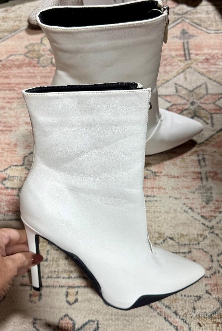 White Charlotte Russe Shoes, 6
