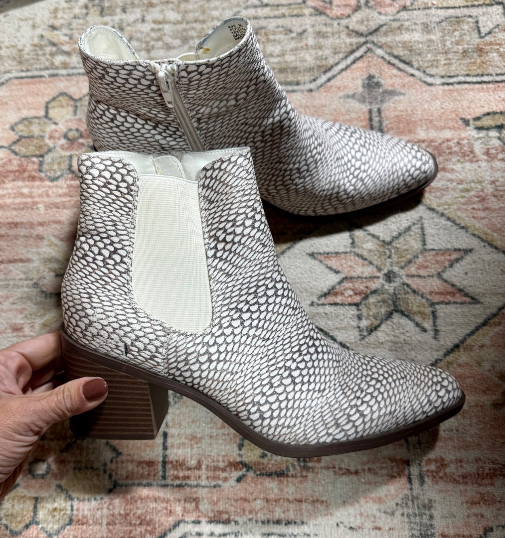Multi The Limited Shoes, 8