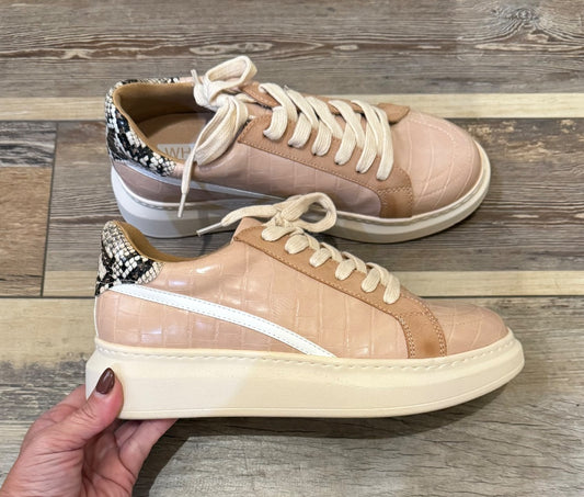 Multi White Raven Shoes, 8