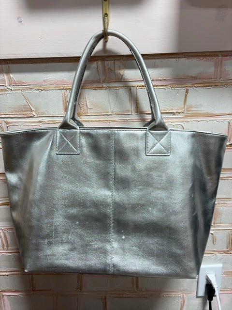 Silver Gap Bags, N/A